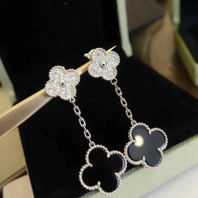 Miro CLOVER 2 MOTIFS DIAMOND ONYX EARRINGS SILVER