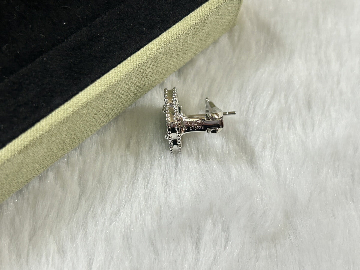 Miro CLOVER PIETERSITE MEDIUM STUD EARRINGS