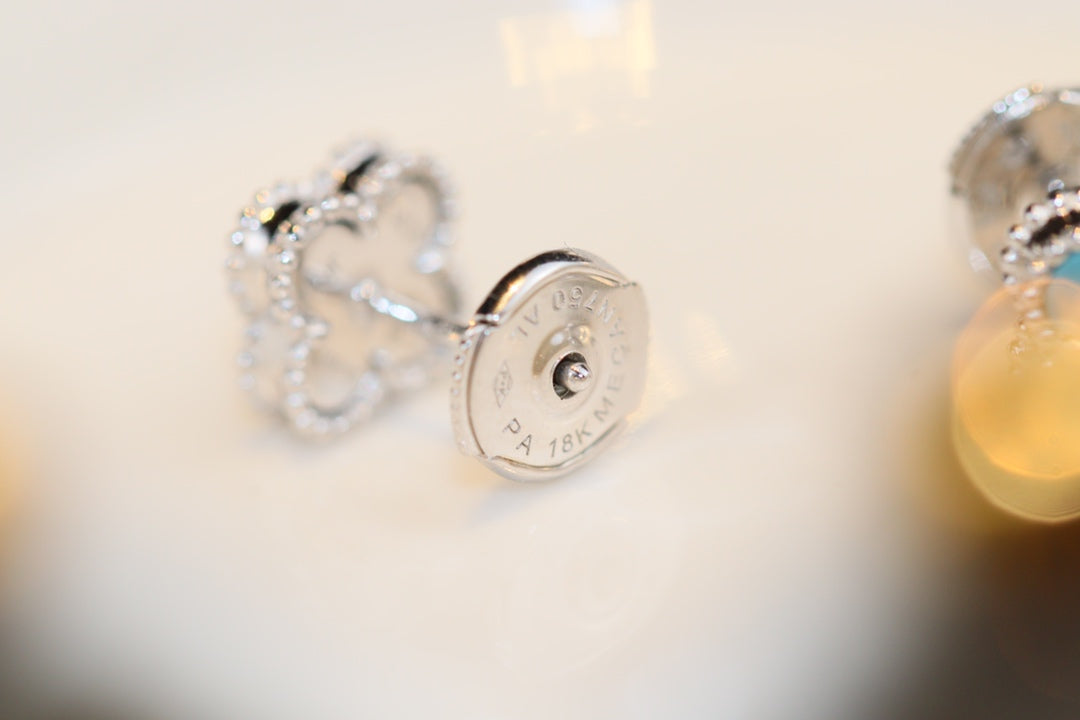 Miro CLOVER MINI TURQUOISE SILVER STUD EARRINGS