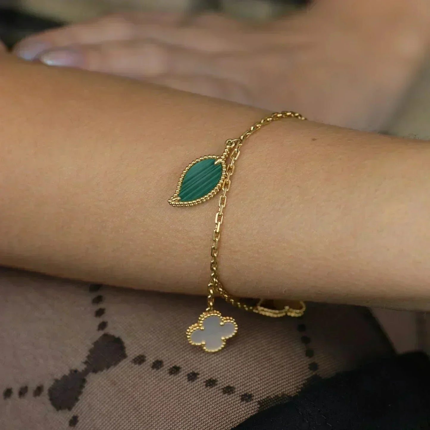 Miro LUCKY SPRING 5 MOTIF GOLD BRACELET
