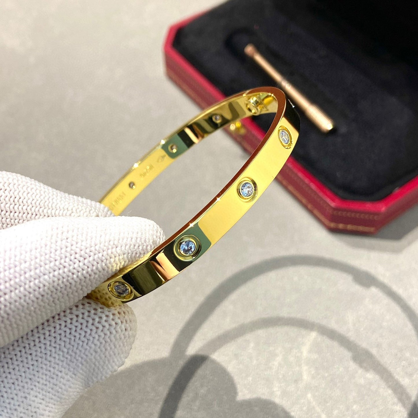 Miro LOVE BRACELET 6.1MM 10 DIAMONDS